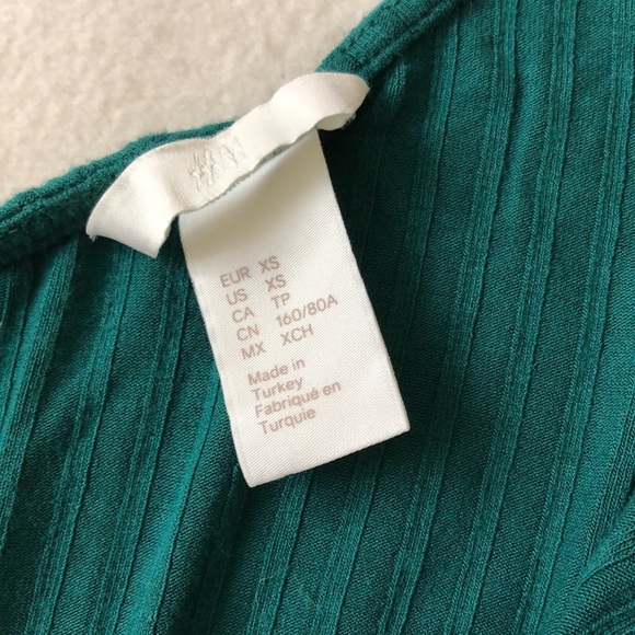 💕 4/$20  H&M One Shoulder Ribbed Teal Top - Picture 3 of 3
